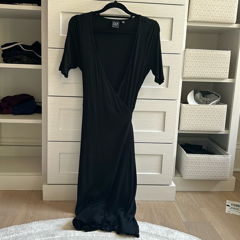 Gap size extra small petite wrap dress